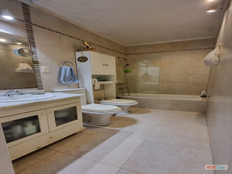 WhatsApp Image 2025-11-12 at 19.02.25 (1)